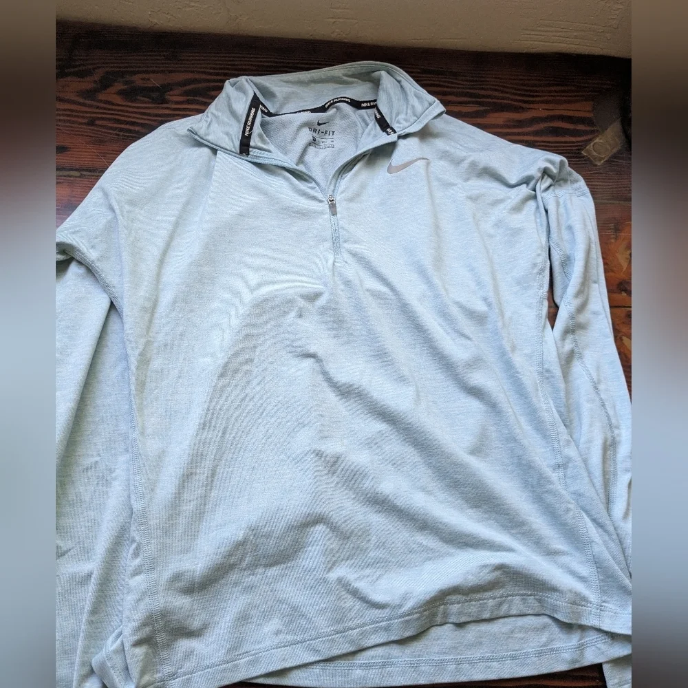 Nike Dri-FIT 1/2 Zip Running Pullover – Light Blue